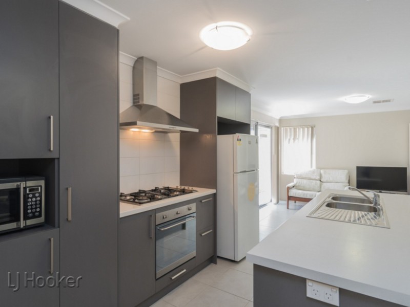 16B Central Terrace, Beckenham WA 6107