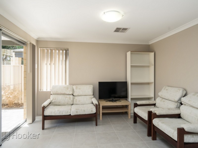 16B Central Terrace, Beckenham WA 6107