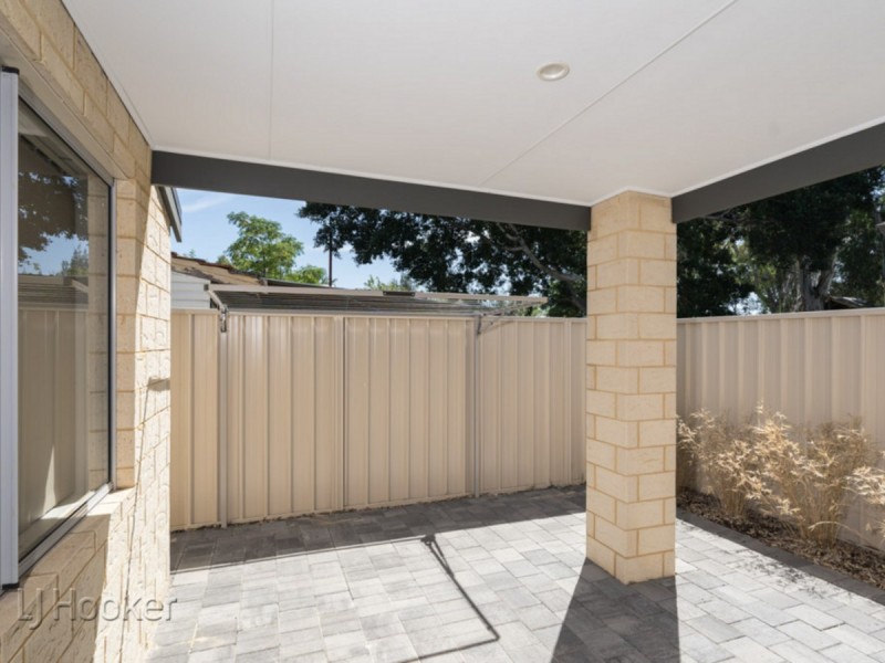 16B Central Terrace, Beckenham WA 6107