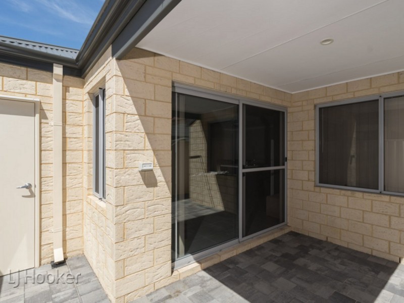 16B Central Terrace, Beckenham WA 6107