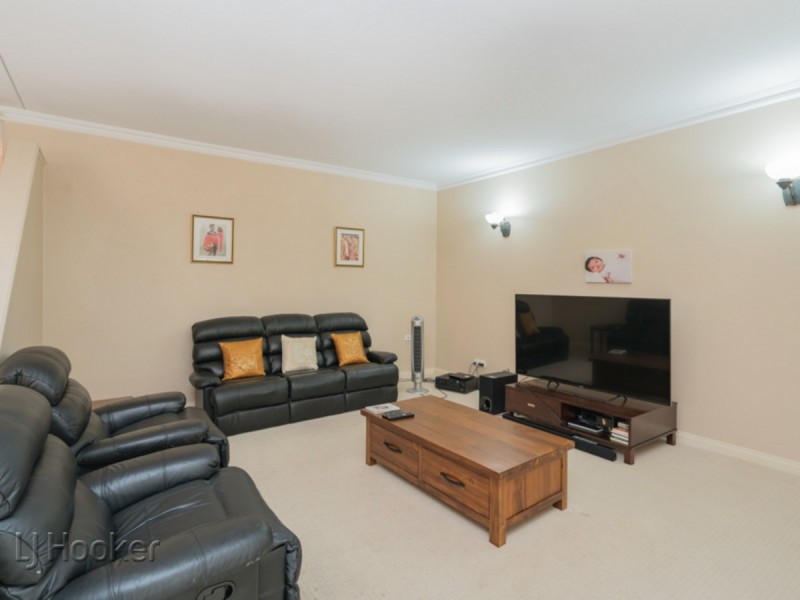 11 Arno Crescent, Attadale WA 6156