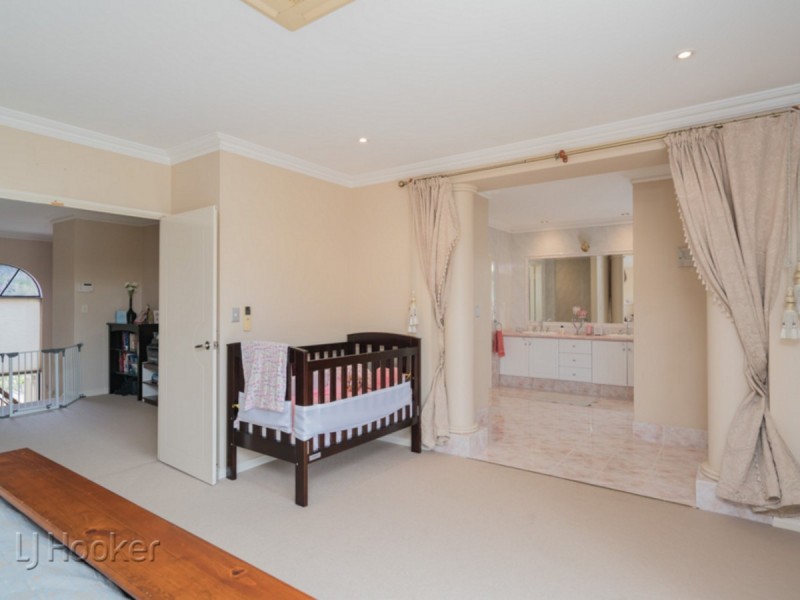 11 Arno Crescent, Attadale WA 6156