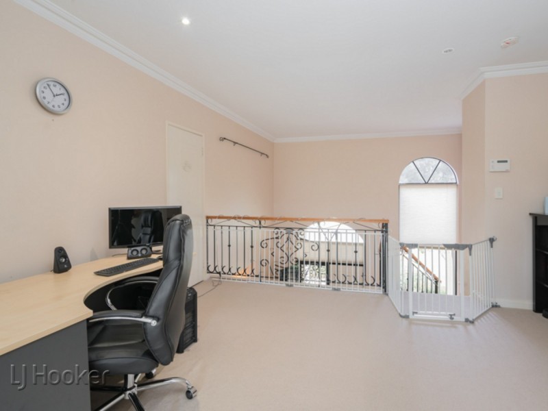 11 Arno Crescent, Attadale WA 6156