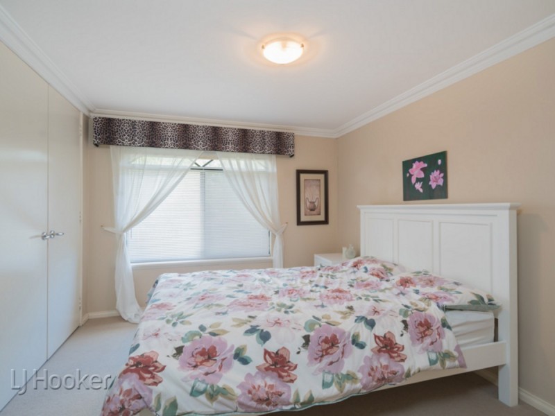 11 Arno Crescent, Attadale WA 6156