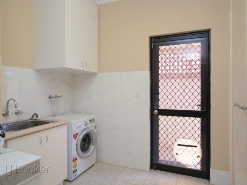 11 Arno Crescent, Attadale WA 6156