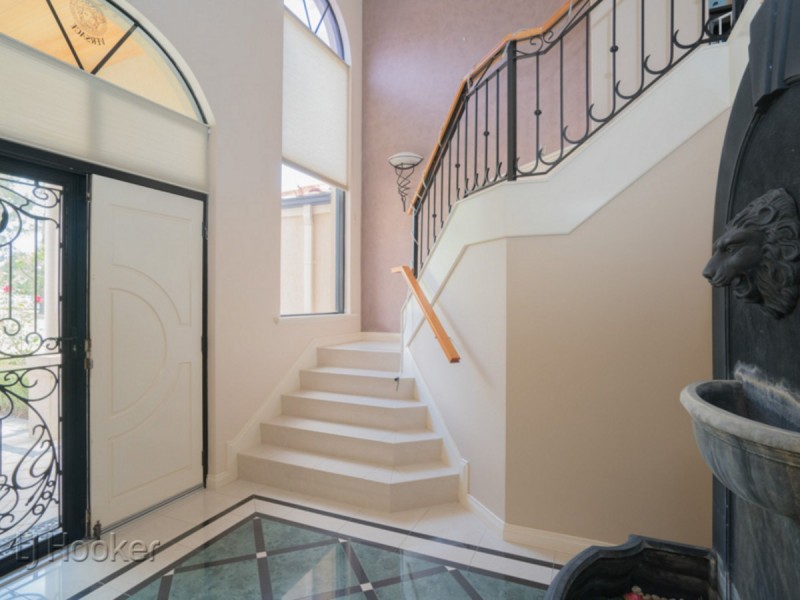 11 Arno Crescent, Attadale WA 6156