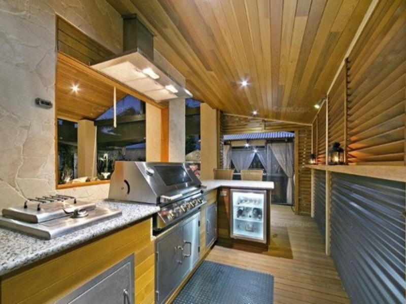 11 Arno Crescent, Attadale WA 6156