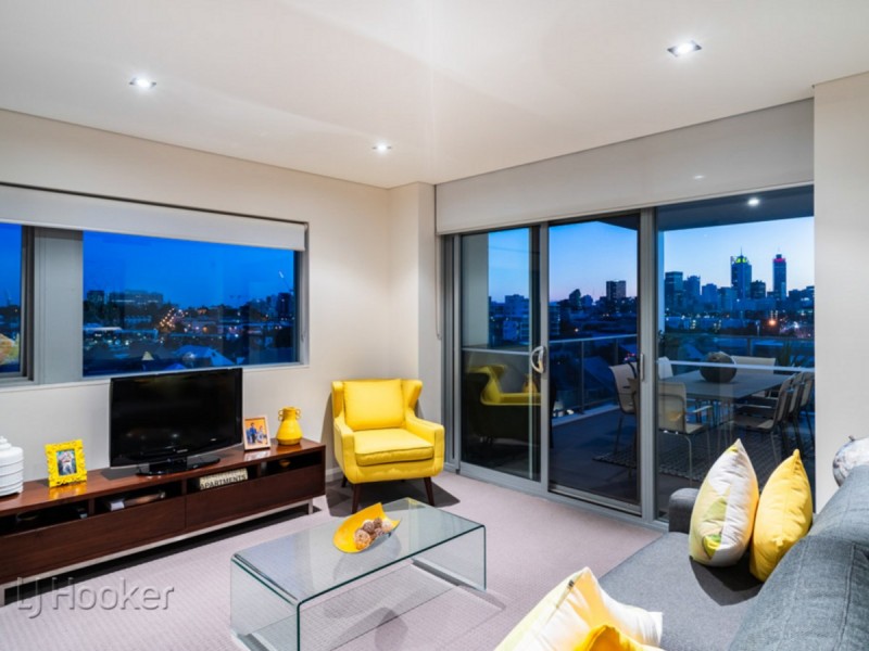 Penthouse 2/47 Tully Road, East Perth WA 6004
