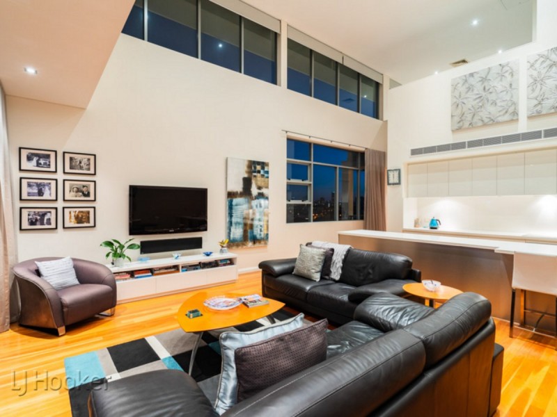 Penthouse 2/47 Tully Road, East Perth WA 6004