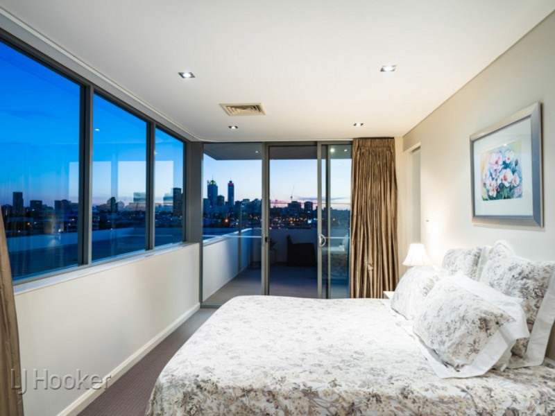 Penthouse 2/47 Tully Road, East Perth WA 6004