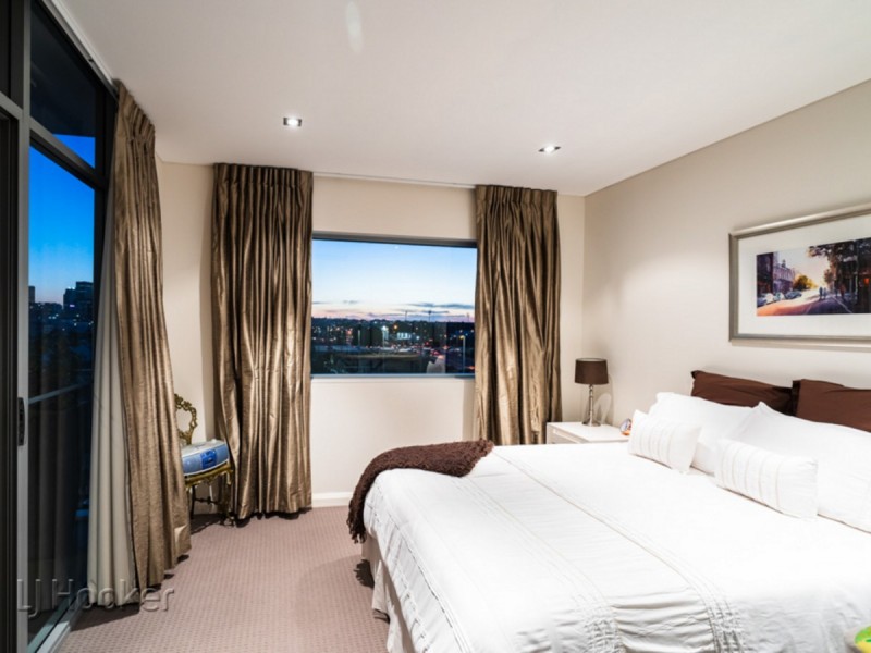 Penthouse 2/47 Tully Road, East Perth WA 6004