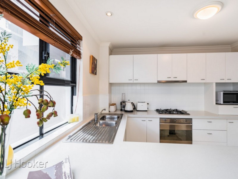 3/82 Royal Street, East Perth WA 6004