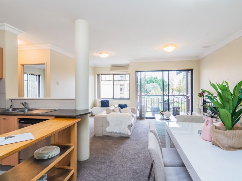 27/7 Bronte Street, East Perth WA 6004