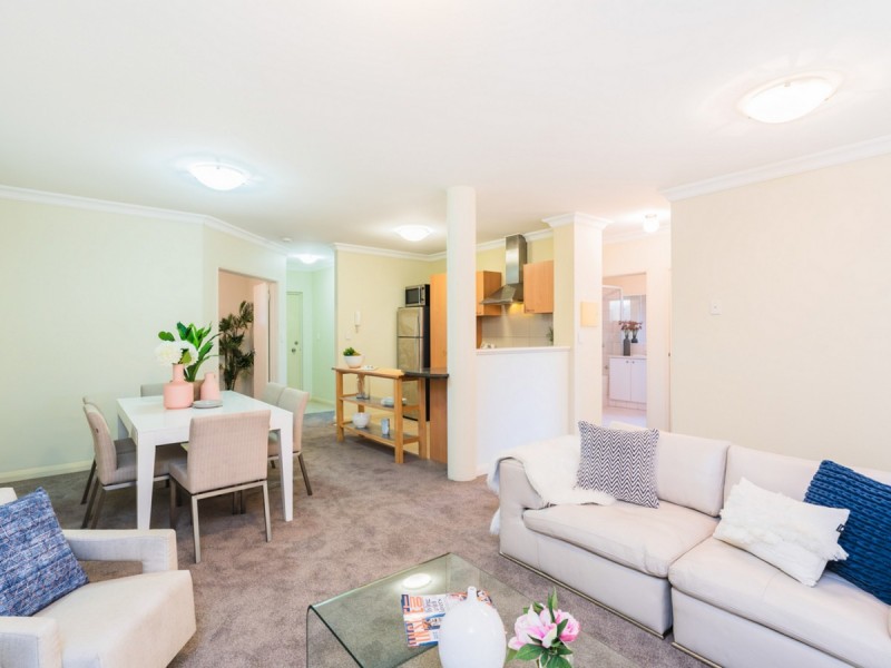 27/7 Bronte Street, East Perth WA 6004