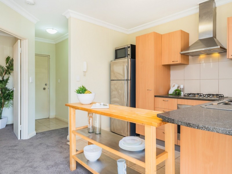 27/7 Bronte Street, East Perth WA 6004