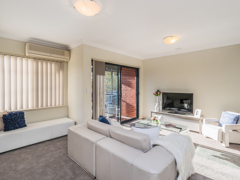 27/7 Bronte Street, East Perth WA 6004