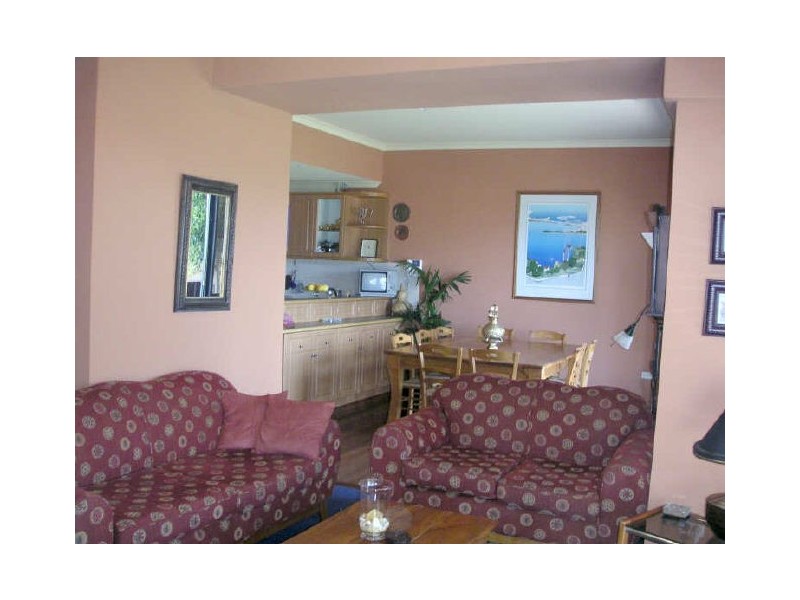 8 Jewell Lane, East Perth WA 6004