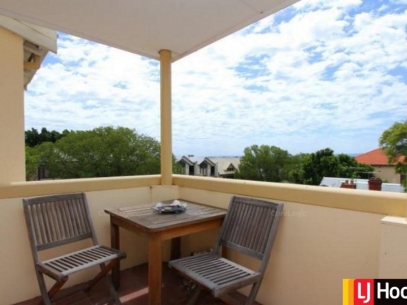 36/22 Nile Street, East Perth WA 6004