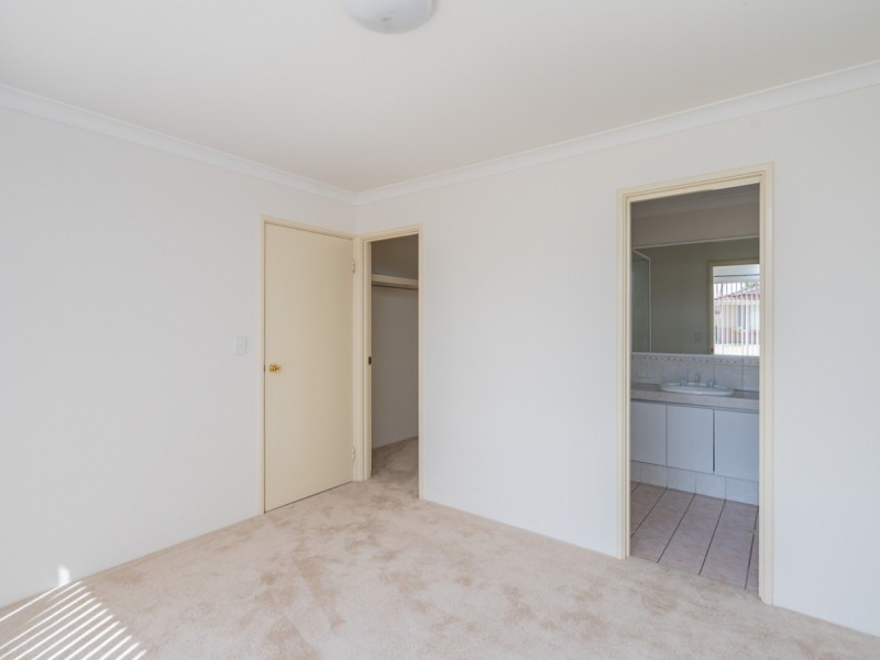 5 Weetman Cove, Cannington WA 6107