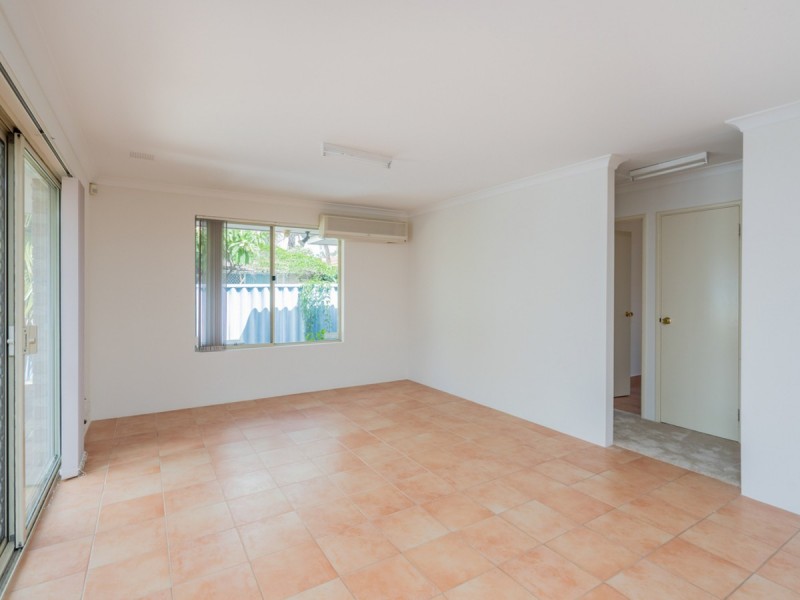 5 Weetman Cove, Cannington WA 6107