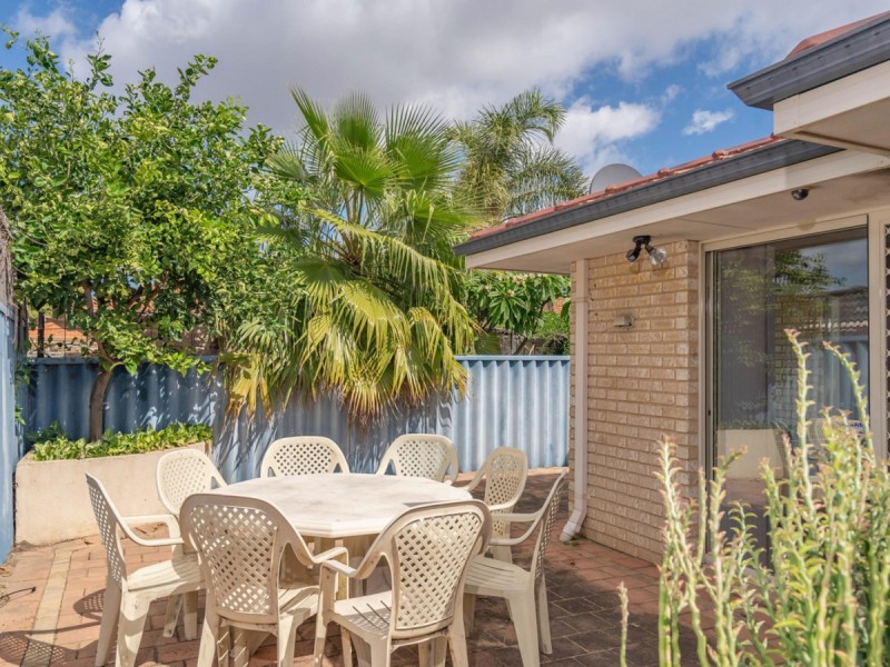 5 Weetman Cove, Cannington WA 6107