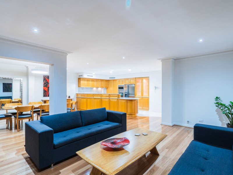 4 Vanguard Terrace, East Perth WA 6004