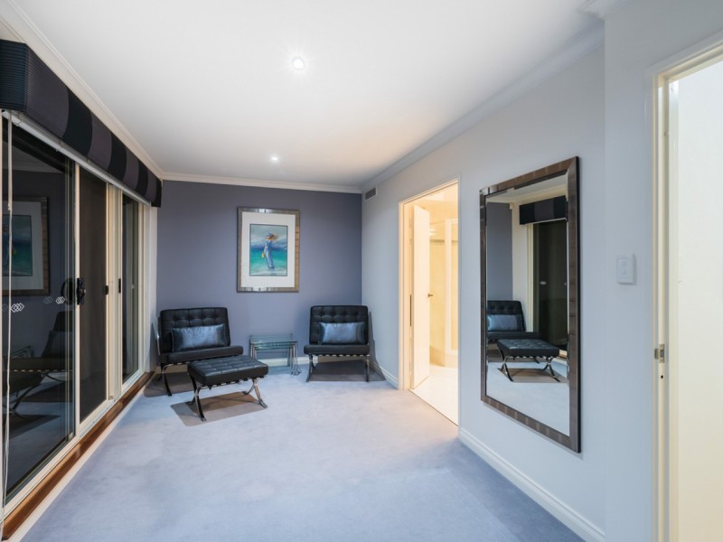 4 Vanguard Terrace, East Perth WA 6004