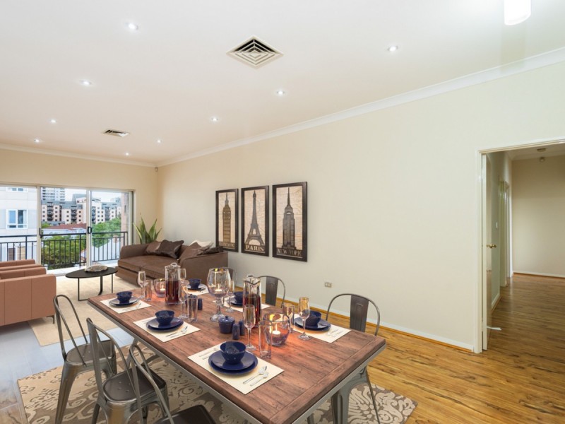 30/55 Wellington Street, East Perth WA 6004