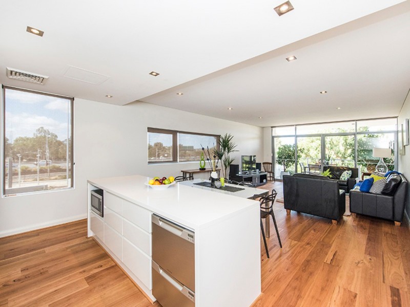 2/47 Tully Road, East Perth WA 6004