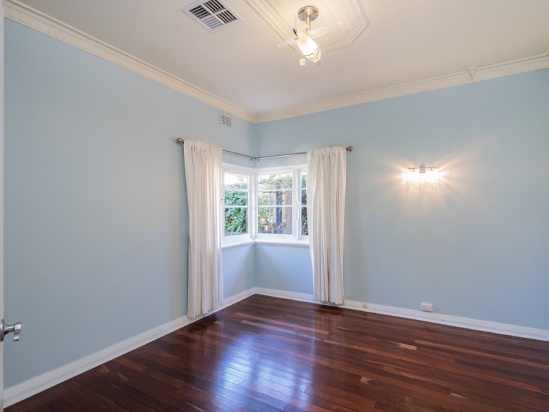 4 Stone Street, Maylands WA 6051