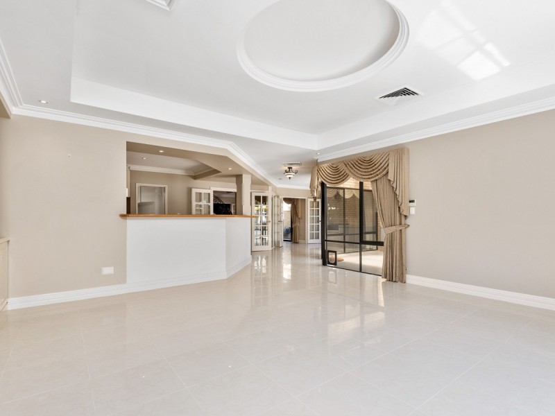 10 Wirraway Loop, Maylands WA 6051