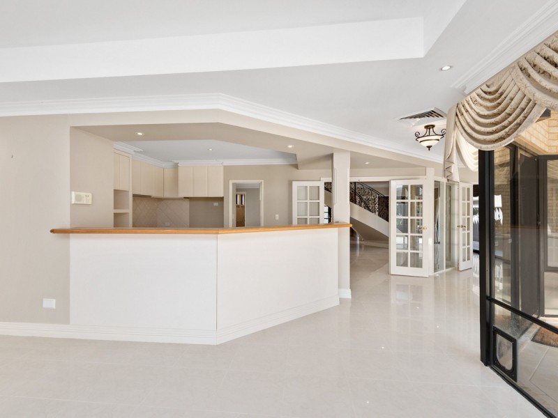 10 Wirraway Loop, Maylands WA 6051