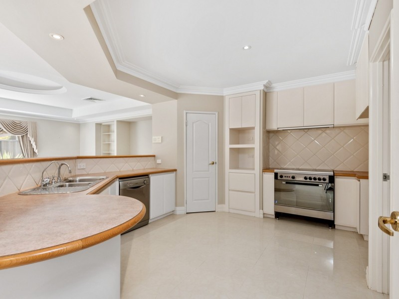 10 Wirraway Loop, Maylands WA 6051