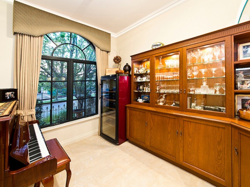 8 Victory Terrace, East Perth WA 6004