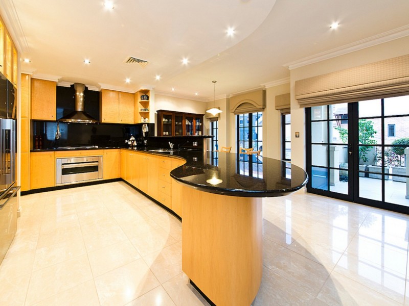 8 Victory Terrace, East Perth WA 6004