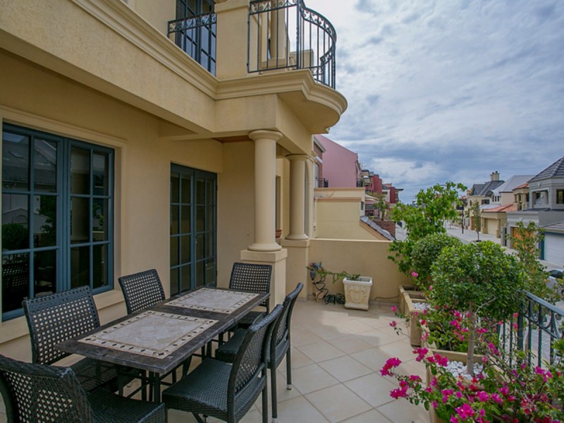 8 Victory Terrace, East Perth WA 6004