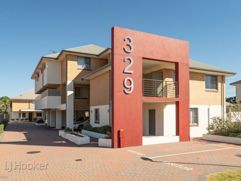 8/329 Sevenoaks Street, Cannington WA 6107