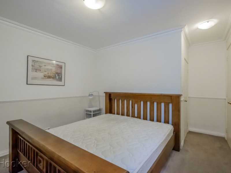 4/102 Goderich Street, East Perth WA 6004
