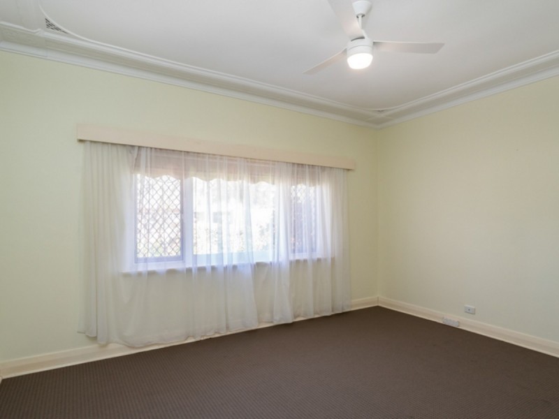 54 Lancaster Street, Dianella WA 6059