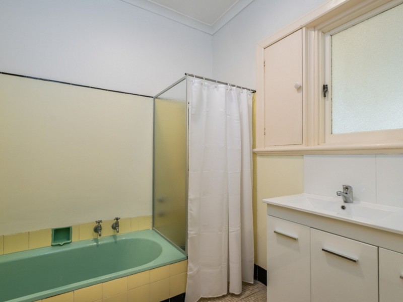 54 Lancaster Street, Dianella WA 6059