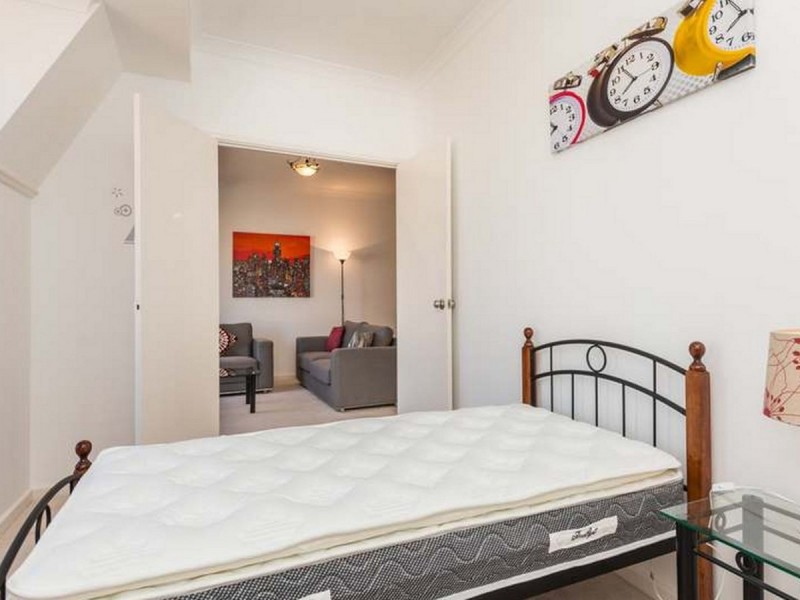 60/11 Regal Place, East Perth WA 6004