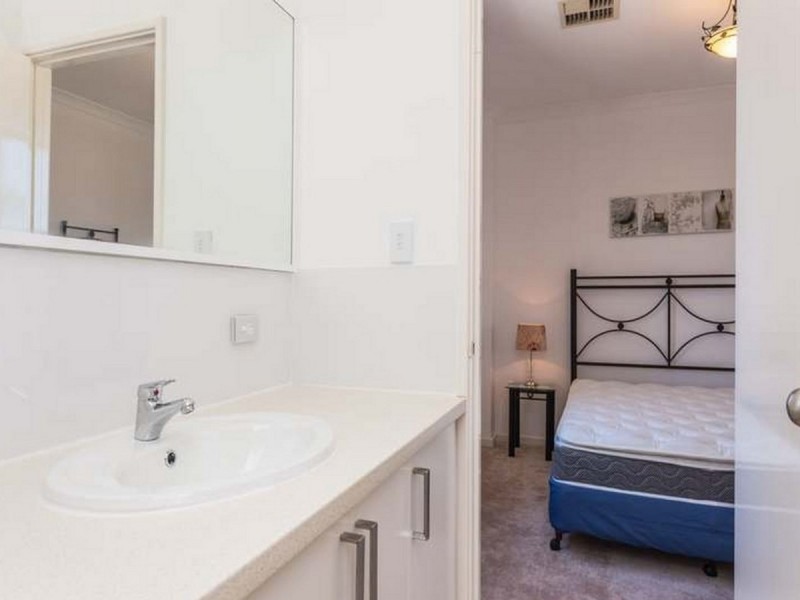 60/11 Regal Place, East Perth WA 6004