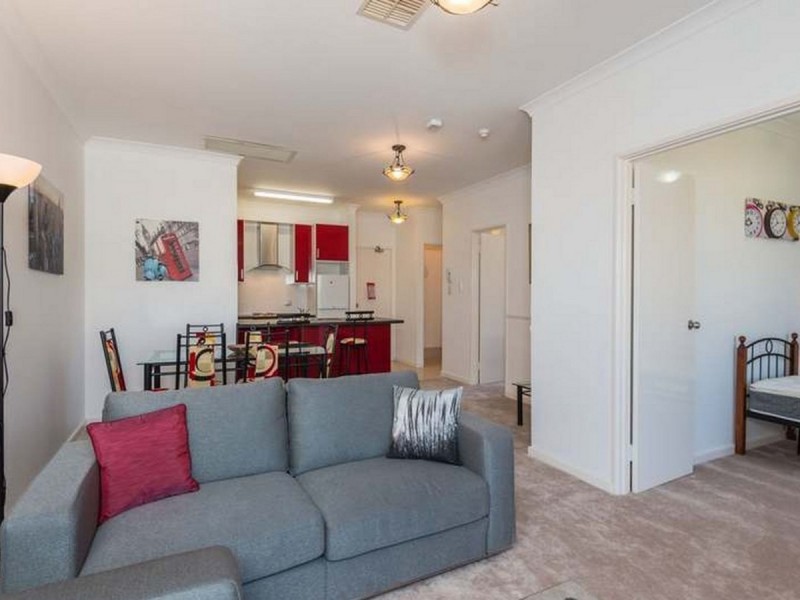 60/11 Regal Place, East Perth WA 6004