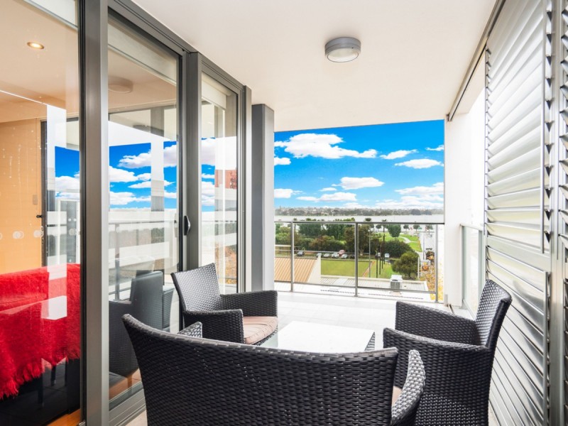 12/18 Plain Street, East Perth WA 6004