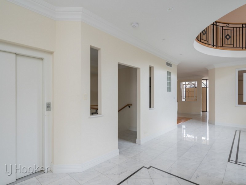 32 Victory Terrace, East Perth WA 6004