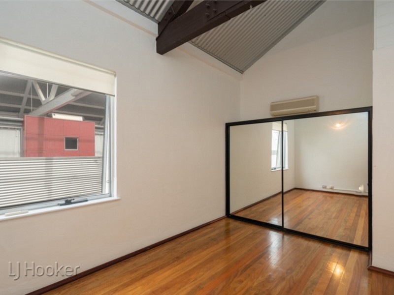 12 Little Saunders Street, East Perth WA 6004