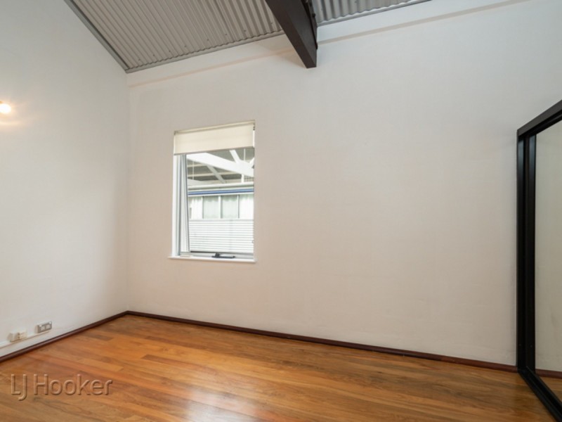 12 Little Saunders Street, East Perth WA 6004