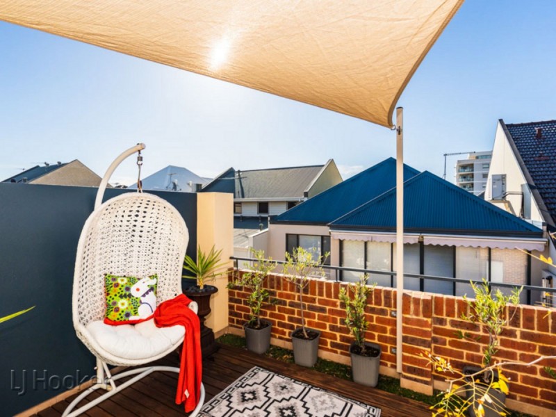 2/12 Kensington Street, East Perth WA 6004