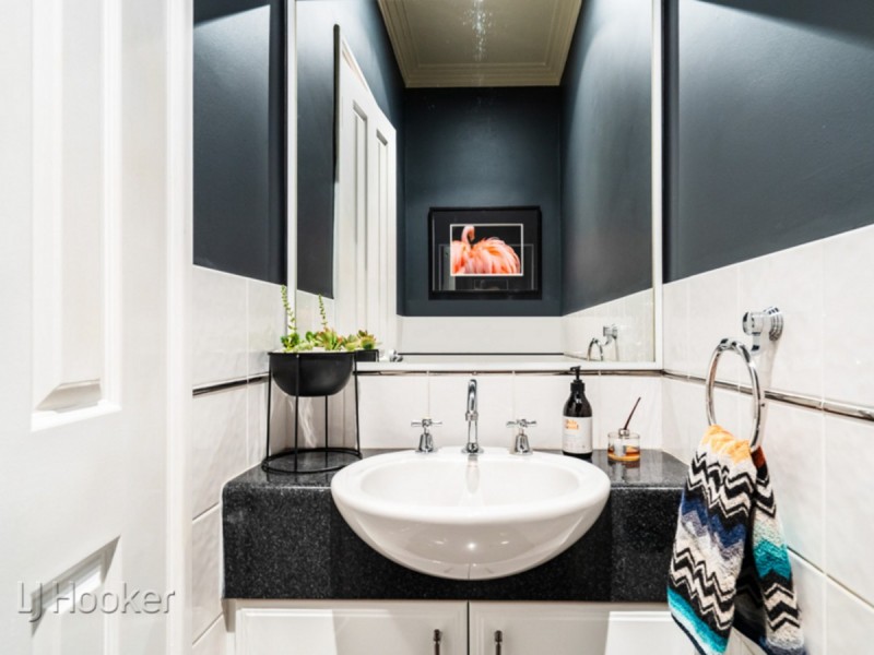 2/12 Kensington Street, East Perth WA 6004