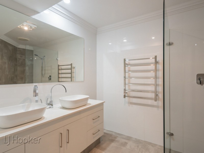 **.28 Henry Lawson Walk **, East Perth WA 6004